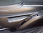 Volvo V40 1.5 T3 152PK Geartronic (Automaat) R-Design | LENTEDEALS | Climate control | Navigatie | 18" LM-velgen | Trekhaak (1500kg) | Stoelverwarming v+a