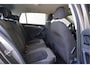 Volkswagen Golf 1.2TSI 105pk Highline 5-drs + ECC/ Cruise/ Parkeersensoren/ Navi/ Garantie!