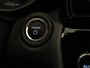 Toyota Yaris Cross 1.5 Hybrid 130 Dynamic - NIEUW DIRECT UIT VOORRAAD LEVERBAAR - PARKEERSENSOREN VOOR/ ACHTER - CAMERA - DODEHOEK DETECTIE - KEYLESS ENTRY/ START - NAVIGATIE - MIDDENARMSTEUN VOOR - VOORSTOELEN VERWARMD - 17 INCH LICHT METALEN VGELGEN - VOORRUIT EN STUURVERWARMING