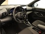 Toyota Yaris Cross 1.5 Hybrid 130 Dynamic - NIEUW DIRECT UIT VOORRAAD LEVERBAAR - PARKEERSENSOREN VOOR/ ACHTER - CAMERA - DODEHOEK DETECTIE - KEYLESS ENTRY/ START - NAVIGATIE - MIDDENARMSTEUN VOOR - VOORSTOELEN VERWARMD - 17 INCH LICHT METALEN VGELGEN - VOORRUIT EN STUURVERWARMING
