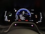 Toyota Yaris Cross 1.5 Hybrid 130 Dynamic - NIEUW DIRECT UIT VOORRAAD LEVERBAAR - PARKEERSENSOREN VOOR/ ACHTER - CAMERA - DODEHOEK DETECTIE - KEYLESS ENTRY/ START - NAVIGATIE - MIDDENARMSTEUN VOOR - VOORSTOELEN VERWARMD - 17 INCH LICHT METALEN VGELGEN - VOORRUIT EN STUURVERWARMING