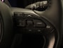 Toyota Yaris Cross 1.5 Hybrid 130 Dynamic - NIEUW DIRECT UIT VOORRAAD LEVERBAAR - PARKEERSENSOREN VOOR/ ACHTER - CAMERA - DODEHOEK DETECTIE - KEYLESS ENTRY/ START - NAVIGATIE - MIDDENARMSTEUN VOOR - VOORSTOELEN VERWARMD - 17 INCH LICHT METALEN VGELGEN - VOORRUIT EN STUURVERWARMING