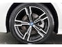 BMW 3-Serie Touring 320e M Sport Panoramadak Sensatec Stoelverwarming Adaptive Cruise
