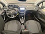 Peugeot 208 1.2 PureTech Allure Panorama Dak | Climate Control | Cruise | Carplay | 16" Lichtmetaal | Navigatie | Parkeersensoren | Achteruitrijcamera | Apple Carplay/Android Auto|telefoonintegratie premium | Chroom delen exterieur