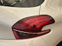 Peugeot 208 1.2 PureTech Allure Panorama Dak | Climate Control | Cruise | Carplay | 16" Lichtmetaal | Navigatie | Parkeersensoren | Achteruitrijcamera | Apple Carplay/Android Auto|telefoonintegratie premium | Chroom delen exterieur