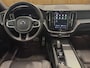 Volvo XC60 2.0 T6 Plug-in hybrid AWD R-Design | Panoramadak | Verwarmde stoelen | Keyless entry / start | Harman Kardon | Trekhaak |