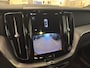 Volvo XC60 2.0 T6 Plug-in hybrid AWD R-Design | Panoramadak | Verwarmde stoelen | Keyless entry / start | Harman Kardon | Trekhaak |