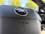 Opel Vivaro-e Electric L3 75 kWh 136pk | Houten afwerking laadruimte | Full LED koplampen | 17 inch lichtmetalen velgen | Surround View | Multimedia | Draadloze Apple Carplay en Android Auto | NAVI | Dode hoek detectie | Achteruitrijcamera | Parkeersensoren voor en achter | Mistlampen | Elektrisch inklapbare spiegels | Automatische verlichting | Stuurwielbediening | LED laadruimteverlichting | Bank voorpassagiers | Bestuurdersstoel comfort | Scheidingswand comfort met raam | Reservewiel | van €50.120 voor €38.495 ex. BTW rijklaar