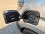 Opel Vivaro-e Electric L3 75 kWh 136pk | Houten afwerking laadruimte | Full LED koplampen | 17 inch lichtmetalen velgen | Surround View | Multimedia | Draadloze Apple Carplay en Android Auto | NAVI | Dode hoek detectie | Achteruitrijcamera | Parkeersensoren voor en achter | Mistlampen | Elektrisch inklapbare spiegels | Automatische verlichting | Stuurwielbediening | LED laadruimteverlichting | Bank voorpassagiers | Bestuurdersstoel comfort | Scheidingswand comfort met raam | Reservewiel | van €50.120 voor €38.495 ex. BTW rijklaar