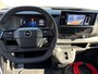 Opel Vivaro-e Electric L3 75 kWh 136pk | Houten afwerking laadruimte | Full LED koplampen | 17 inch lichtmetalen velgen | Surround View | Multimedia | Draadloze Apple Carplay en Android Auto | NAVI | Dode hoek detectie | Achteruitrijcamera | Parkeersensoren voor en achter | Mistlampen | Elektrisch inklapbare spiegels | Automatische verlichting | Stuurwielbediening | LED laadruimteverlichting | Bank voorpassagiers | Bestuurdersstoel comfort | Scheidingswand comfort met raam | Reservewiel | van €50.120 voor €38.495 ex. BTW rijklaar