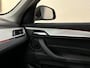 BMW X1 sDrive20i Business Edition Plus | Sportstoelen | Head-Up | 17 inch | trekhaak | NL auto | 1e eigenaar | BTW |