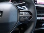 Peugeot 208 GT HYBRID 145pk e-DCS6 automaat, Rijklaarprijs, Camera voor en achter Adaptieve cruise control Keyless entry & start