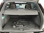 Volvo XC40 78kWh 408pk Recharge P8 AWD R-Design | SOH 90% | Panoramadak | Trekhaak | Warmtepomp | Leder/Alcantara | Lounge | 19"