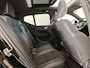 Volvo XC40 78kWh 408pk Recharge P8 AWD R-Design | SOH 90% | Panoramadak | Trekhaak | Warmtepomp | Leder/Alcantara | Lounge | 19"