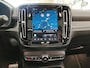 Volvo XC40 78kWh 408pk Recharge P8 AWD R-Design | SOH 90% | Panoramadak | Trekhaak | Warmtepomp | Leder/Alcantara | Lounge | 19"