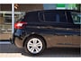 Peugeot 308 1.2 PureTech 130 PK Active | Navigatie | Trekhaak | Zeer goed onderhouden!