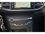 Peugeot 308 1.2 PureTech 130 PK Active | Navigatie | Trekhaak | Zeer goed onderhouden!
