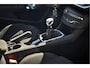 Peugeot 308 1.2 PureTech 130 PK Active | Navigatie | Trekhaak | Zeer goed onderhouden!