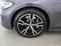 BMW 3-Serie 330e Sport Line | SOH 92,2% | Cruise Control Adaptief | Sportstoelen | Parkeercamera | Stoelverwarming | Navigatie | Apple Carplay/Android Auto |