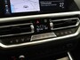 BMW 3-Serie 330e Sport Line | SOH 92,2% | Cruise Control Adaptief | Sportstoelen | Parkeercamera | Stoelverwarming | Navigatie | Apple Carplay/Android Auto |