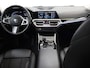 BMW 3-Serie 330e Sport Line | SOH 92,2% | Cruise Control Adaptief | Sportstoelen | Parkeercamera | Stoelverwarming | Navigatie | Apple Carplay/Android Auto |