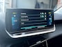 Peugeot e-208 Allure Pack EV 3-FASEN 50kWh 136pk | ADAPTIVE CRUISE | KEYLESS ENTRY | STOELVERW. | CAMERA | 3D i-COCKPIT® | NAVI | CLIMA | ALL-SEASONBANDEN