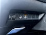 Peugeot e-208 Allure Pack EV 3-FASEN 50kWh 136pk | ADAPTIVE CRUISE | KEYLESS ENTRY | STOELVERW. | CAMERA | 3D i-COCKPIT® | NAVI | CLIMA | ALL-SEASONBANDEN