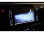 Toyota Auris Touring Sports 1.8 Hybrid Executive | Trekhaak | Navigatie | Stoelverwarming | LED | Parkeersensoren voor/achter | Keyless | Cruise Control | Clima | Camera | Rijstrooksensor | 16 inch | Bluetooth