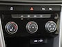 Volkswagen T-Roc 1.0 TSI Life | Keyless | Achteruitrijcamera | Parkeerassistent | CarPlay | Adaptieve cruise control | Elektrisch inklapbare buitenspiegels |