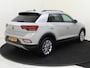 Volkswagen T-Roc 1.0 TSI Life | Keyless | Achteruitrijcamera | Parkeerassistent | CarPlay | Adaptieve cruise control | Elektrisch inklapbare buitenspiegels |