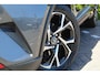 Toyota C-HR / C-HR+ 1.8 Hybrid Bi-Tone | Rijklaar | Stoel-/stuurverw. | Blind Spot | Trekhaak | PDC | Camera | All-season | Adap.cruise