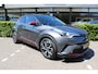 Toyota C-HR / C-HR+ 1.8 Hybrid Bi-Tone | Rijklaar | Stoel-/stuurverw. | Blind Spot | Trekhaak | PDC | Camera | All-season | Adap.cruise