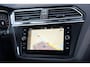 Volkswagen Tiguan 1.4 TSI eHybrid R-Line Business+ | Black Style | IQ Light | Adaptief onderstel | 20" LM Velgen