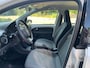 Volkswagen Up! 1.0 move up! BlueMotion|Navigatie|Airco|