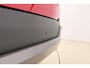Omoda 5 EV Premium 61 kWh | Camera's rondom | Schuif/kantel dak | LED verlichting | Lederen bekleding | Stoelverwarming/ventilatie | Sfeerverlichting | Drive assist