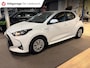 Toyota Yaris 1.5 Hybrid Business Plus automaat/ stuur en stoel verwarming / navigatie /camera