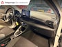 Toyota Yaris 1.5 Hybrid Business Plus automaat/ stuur en stoel verwarming / navigatie /camera