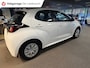 Toyota Yaris 1.5 Hybrid Business Plus automaat/ stuur en stoel verwarming / navigatie /camera