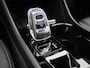 Volvo XC40 T4 PHEV Plus Dark Design Aut. | APPLE CARPLAY | ANDROID AUTO | HARMAN KARDON | DODEHOEKSENSOREN | LEDEREN BEKLEDING | ACHTERUITRIJCAMERA | DAB RADIO | CRUISE CONTROL | STOELVERWARMING | STUURWIELVERWARMING |