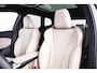 BMW iX1 eDrive20 67 kWh M Sport Edition Panoramadak - Sportstoelen - Elektrisch verwarmde voorstoelen - Getinte Ruiten - Parking/Driving Assistant Plus - Head up - Comfort Access -