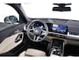 BMW iX1 eDrive20 67 kWh M Sport Edition Panoramadak - Sportstoelen - Elektrisch verwarmde voorstoelen - Getinte Ruiten - Parking/Driving Assistant Plus - Head up - Comfort Access -