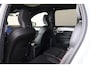 Volvo XC90 T8 Recharge AWD Ultra Black Ed. Exec. - Luchtvering - Panorama/schuifdak - IntelliSafe Assist & Surround - 360º Camera - Bowers & Wilkins audio - Adaptieve LED koplampen - Verwarmde voorstoelen, stuur & achterbank - Parkeersensoren voor & achter - Elektr. bedienb. voorstoelen met geheugen - Geventileerde voorstoelen - Head up display - Draadloze tel. lader - Extra getint glas - 22' LMV