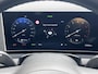 Hyundai Tucson 1.6 T-GDI PHEV Premium Sky 4WD / Fabrieksgarantie tot 09-2029 / Panorama schuifdak / Navigatie / Stoelventilatie / Elektrische stoelen & klep / Stuur-, stoel- & achterbankverwarming / Apple Carplay Android / 19" LM & All Season banden /