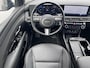 Hyundai Tucson 1.6 T-GDI PHEV Premium Sky 4WD / Fabrieksgarantie tot 09-2029 / Panorama schuifdak / Navigatie / Stoelventilatie / Elektrische stoelen & klep / Stuur-, stoel- & achterbankverwarming / Apple Carplay Android / 19" LM & All Season banden /