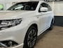 Mitsubishi Outlander 2.0 PHEV instyle + LEDER + STOELVERWARMING !!