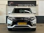 Mitsubishi Outlander 2.0 PHEV instyle + LEDER + STOELVERWARMING !!
