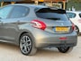 Peugeot 208 1.2 VTi Envy/ LM VELGEN