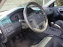 Volvo V70 2.4 Comfort Line NIEUWEAPK. Schuifdak, trekhaak, leer, enz.