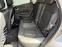 Renault Captur 1.2 TCe Xmod / Achteruitrijcamera / Verwarmde Voorstoelen / Navigatie full map / Onderhouden / Keyless Entry & Start / Cruise- en Climate Control / Parkeersensoren voor en achter / Bluetooth / Radio