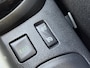 Renault Captur 1.2 TCe Xmod / Achteruitrijcamera / Verwarmde Voorstoelen / Navigatie full map / Onderhouden / Keyless Entry & Start / Cruise- en Climate Control / Parkeersensoren voor en achter / Bluetooth / Radio